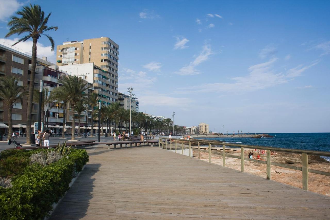 Homely Apartments Playa De Los Locos Torrevieja Eksteriør bilde