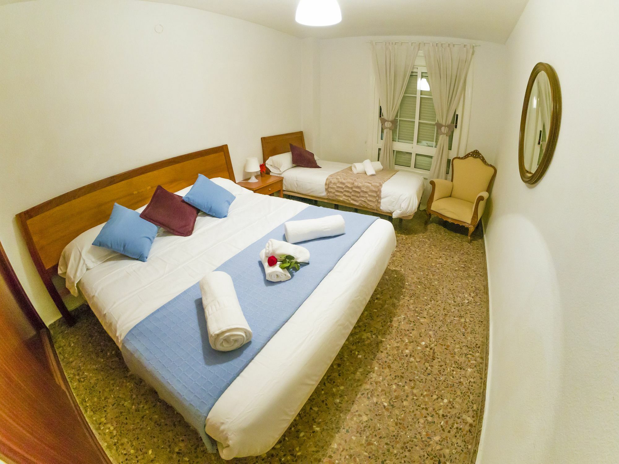 Homely Apartments Playa De Los Locos Torrevieja Eksteriør bilde